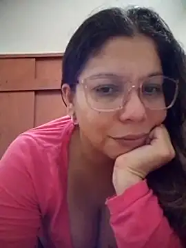 Carliina Soussa online show from May 8, 8:54 pm