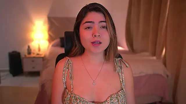 Lau Bee online show from May 10, 3:47 pm