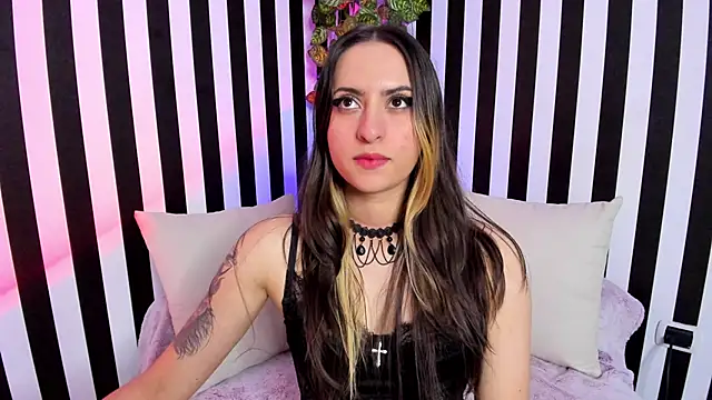 liz goth online show from May 2, 4:21 pm