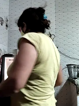 illay love online show from May 4, 3:54 am