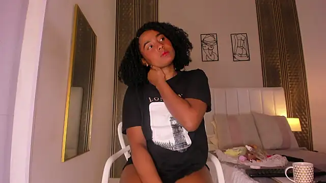 zoe sky  online show from March 6, 11:49 am