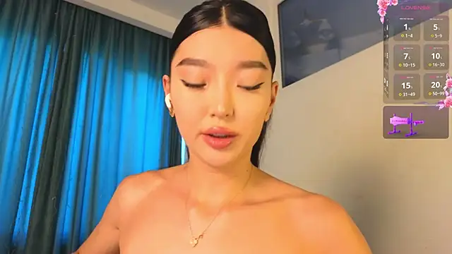 AudreyMell online show from July 5, 6:19 am