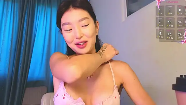 AudreyMell online show from May 14, 5:13 am