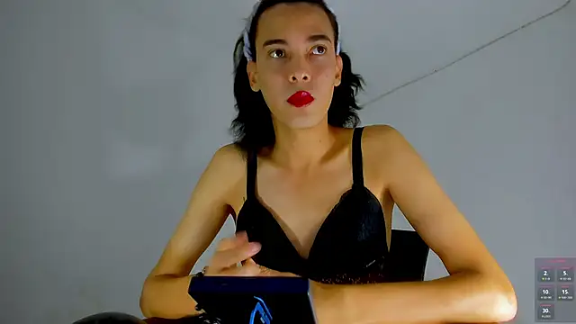Snapshot of NickSull__ chatting on September 30, 7:58 am NickSull online show from September 30, 7:58 am