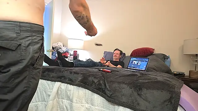 Mrkarizma online show from April 7, 1:51 am