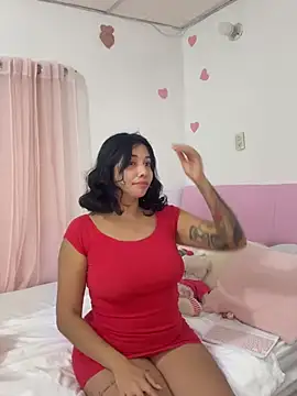 LucyMartelli online show from May 7, 11:36 am