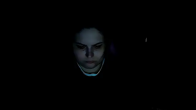 WhisperInTheDarkk online show from June 4, 5:06 pm