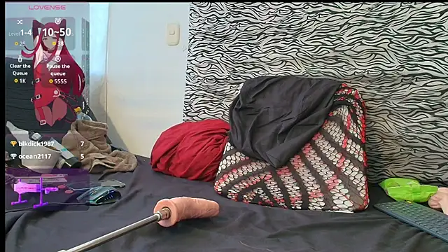 perla mature online show from March 25, 3:48 pm