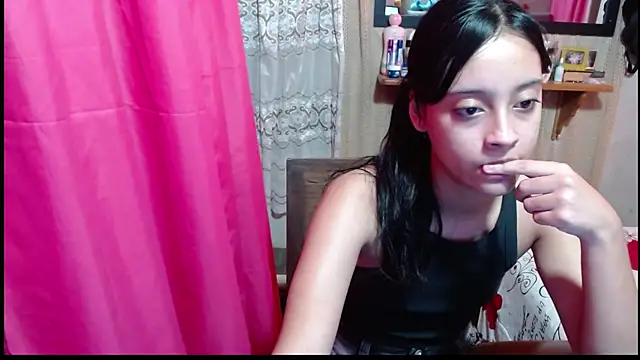 Lunawillis online show from July 10, 10:32 pm