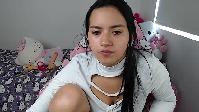kayla k18 online show from May 8, 6:21 pm