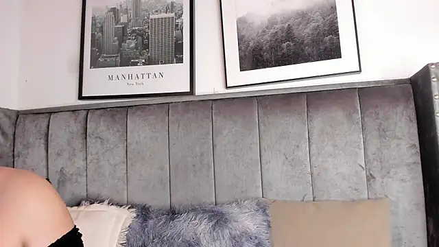 Alaia Cute online show from March 1, 4:56 am