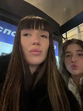 Sophie Avory online show from December 16, 9:31 pm