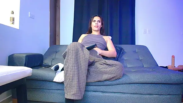 MissPrestige online show from May 16, 4:37 am