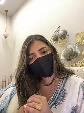 MaYaa  11 online show from February 18, 7:40 am