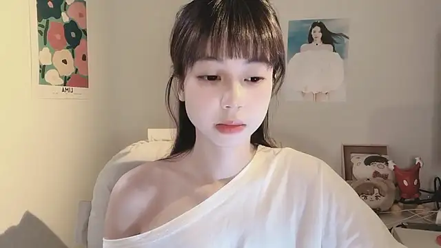 Snapshot of -Hottie chatting on September 10, 4:29 pm -Hottie online show from September 10, 4:29 pm
