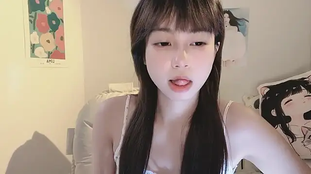 Snapshot of -Hottie chatting on September 16, 4:48 pm -Hottie online show from September 16, 4:48 pm