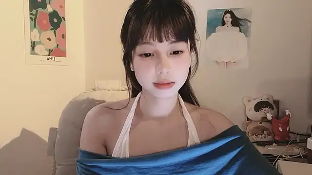 Snapshot of -Hottie chatting on September 18, 5:00 pm -Hottie online show from September 18, 5:00 pm