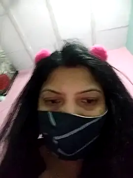 Hotty-Divya online show from April 2, 2:47 pm