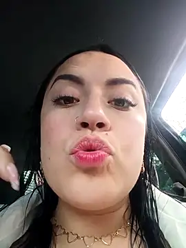 Lesly 10- online show from April 22, 4:26 pm