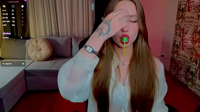 Alice loft online show from April 8, 6:10 pm