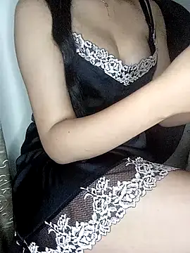 Layane99 online show from November 27, 12:13 am