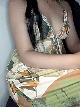 Layane99 online show from November 21, 10:56 pm