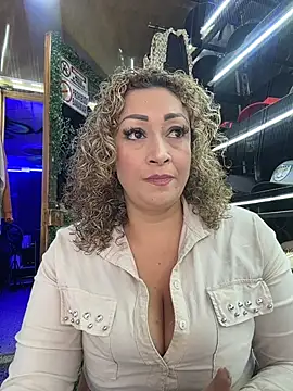 Katti Barrera online show from July 6, 8:11 pm