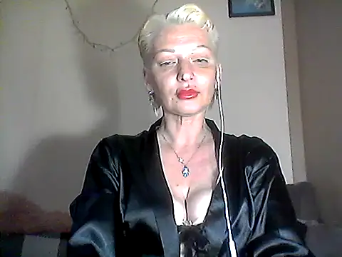 MaryJane441 online show from May 4, 8:12 pm