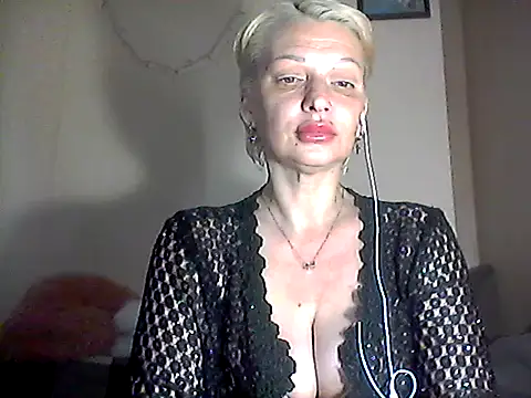 MaryJane441 online show from April 29, 8:25 pm
