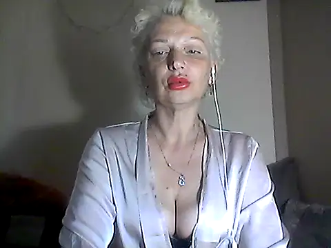 MaryJane441 online show from May 23, 8:40 pm