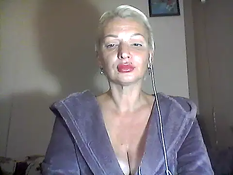 MaryJane441 online show from October 7, 8:13 pm