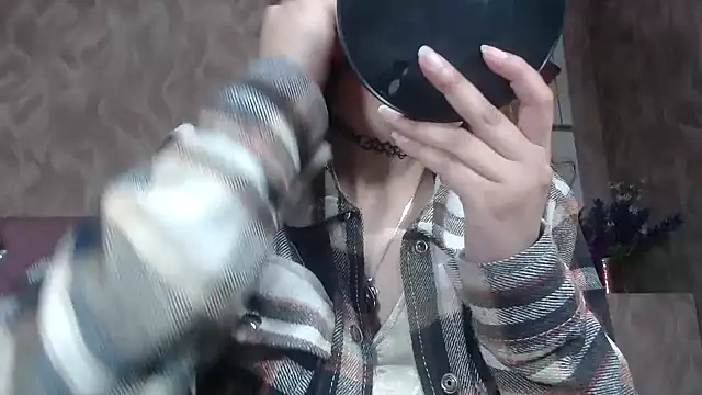 AnnieSoul online show from October 14, 2:30 pm