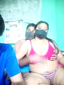 Group Of Lust online show from April 29, 6:13 pm
