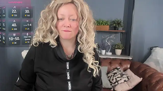 JessicaFoxie online show from February 28, 4:28 pm