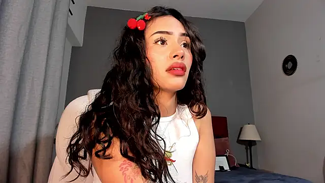 Giovanna oliveira online show from May 3, 4:49 am