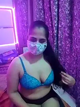 delstrip couple online show from September 18, 9:24 pm