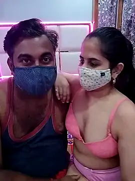 delstrip couple online show from September 28, 5:18 pm