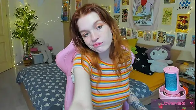 Sunny Elly online show from May 15, 7:11 am