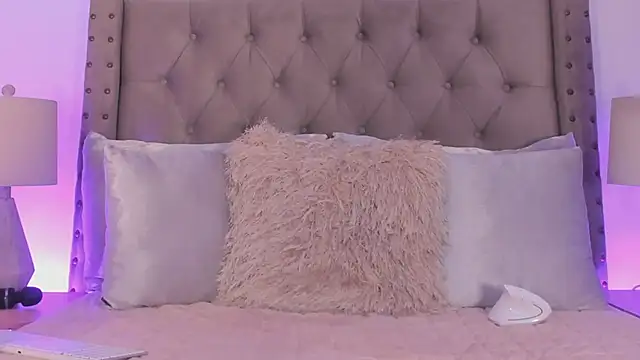 atenea erotic online show from March 5, 1:23 am