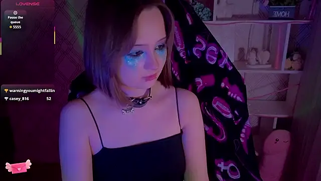 Mary uw online show from February 21, 4:51 pm