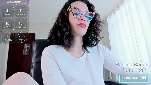 paulinabarnett- online show from May 8, 4:32 pm