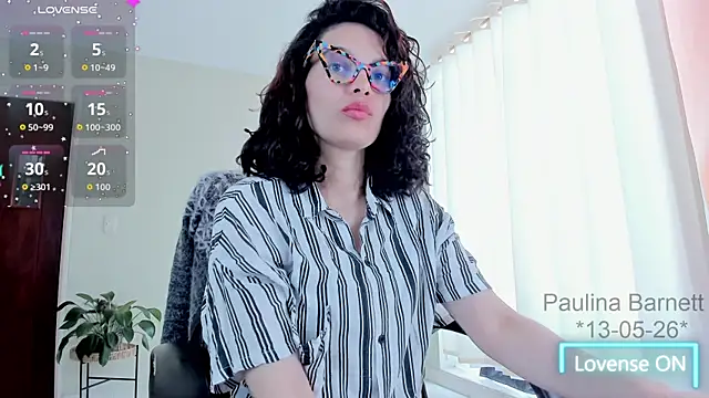 paulinabarnett- online show from May 13, 4:57 pm