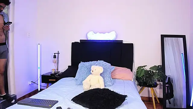 -soulmate-s online show from March 20, 4:01 pm