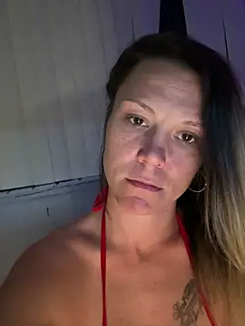 Snapshot of hotNReady6969 chatting on September 12, 10:24 am hotNReady6969 online show from September 12, 10:24 am