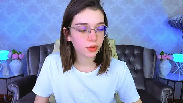 Cherry Wipe online show from February 11, 1:56 pm