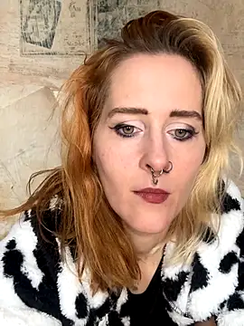 JoleneFuego online show from November 5, 8:19 am