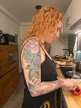 alt cutie online show from February 3, 6:01 pm