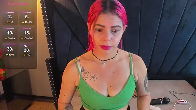 NIKI SANTANA online show from October 3, 3:55 am