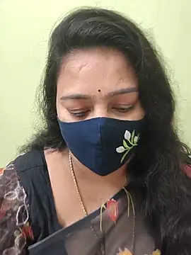 neelu-hoty online show from May 10, 1:24 pm