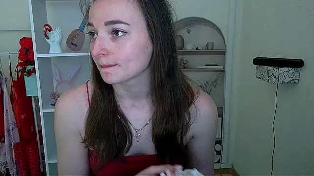  Barbie Kiss  online show from May 22, 6:44 am